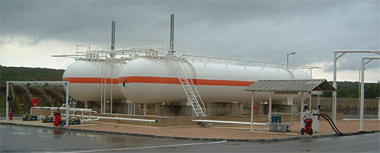BRALA TRADE - plinsko gospodarstvo UNP-a, Islam LATINSKI kod Zadra, HRVATSKA, 2004.